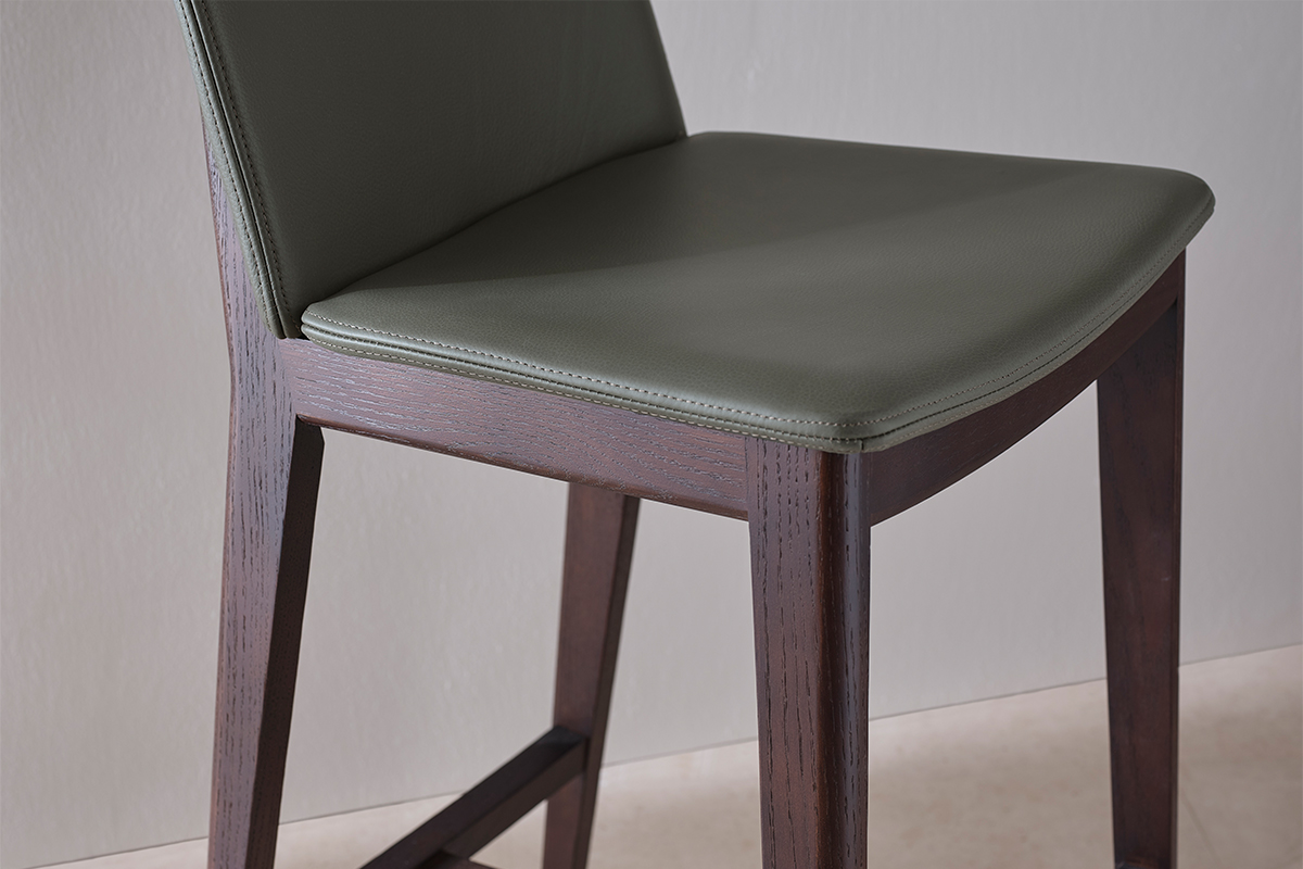 KING furniture leather Which is best for you? King Living