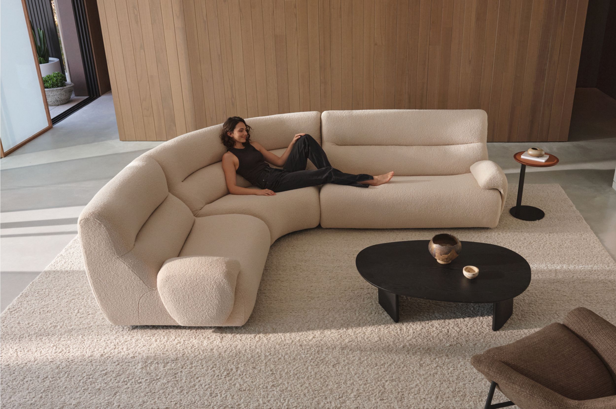 1978 Curve Modular Sofa with Ottoman King Living